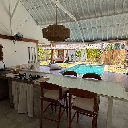 Villa Oceane Гили Еър Екстериор снимка